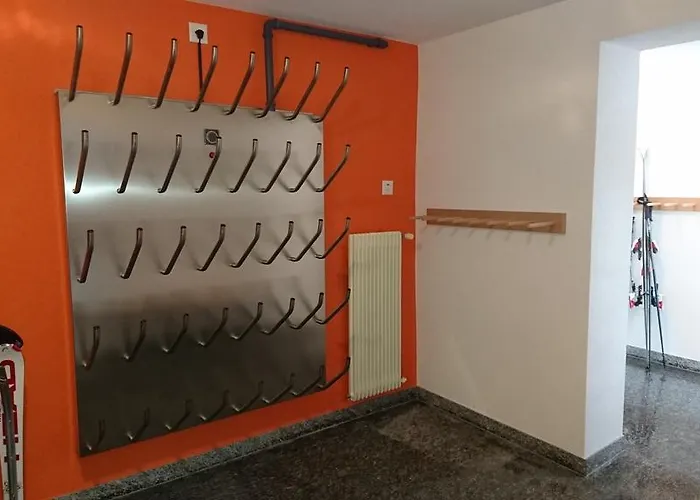 萨斯费阿尔本芬公寓 * 萨斯费